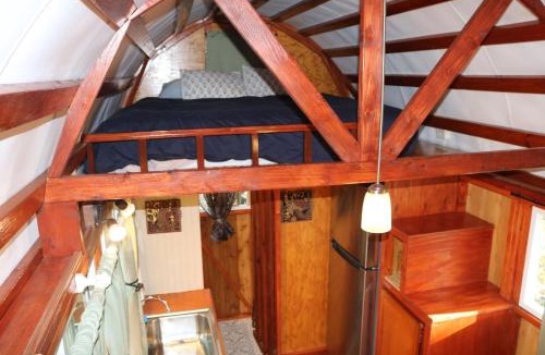 Puna Palisades House | Tiny House & Sauna-Walk to Kehena Beach - Close to Lava Hot Springs