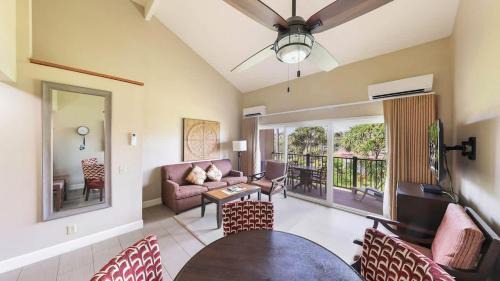 Kapaa House | Tropical Garden 1BR Loft Pono Kai Resort H307