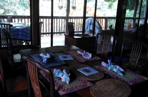 Kapoho House | Tropical Lodge Getaway Nestled on an Organic Farm in Pahoa, Hawaii