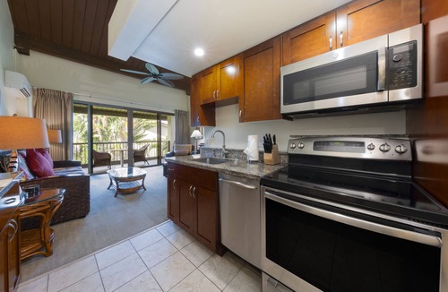 Princeville Hotel | Tropical Paradise #1 Best Value Resort on Kauai! Full Kitchen, Swimming Pool!