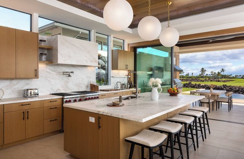 Waikoloa House | Upscale 6BR One Ocean Estate GE3 at Mauna Lani – Golf Course Views & Pool
