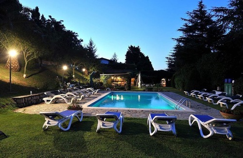 Sant'Agata sui Due Golfi House | Villino Alfredo A: A charming cottage situated in a quiet location, a few minutes from the town center, with Free WI-FI.