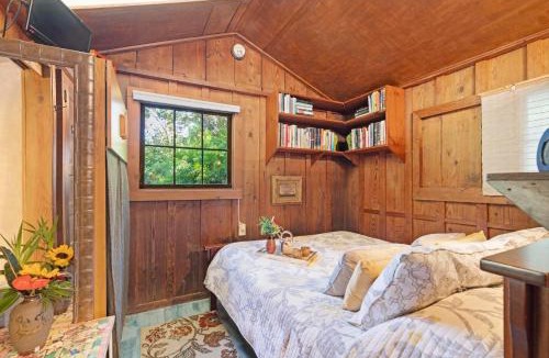 Volcano House | Volcano Artist Cottage