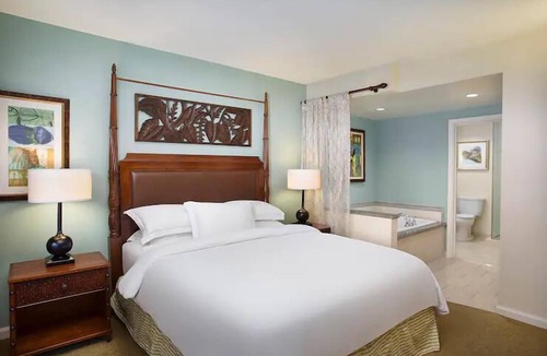Waikiki Resort | Waikiki | Waikiki Lagoon Escape | Pool & Beach | 1BR