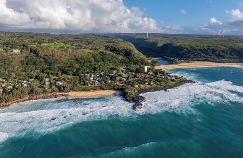Pupukea House | "Waimea Vista" | Oceanfront, Walkable to Beaches