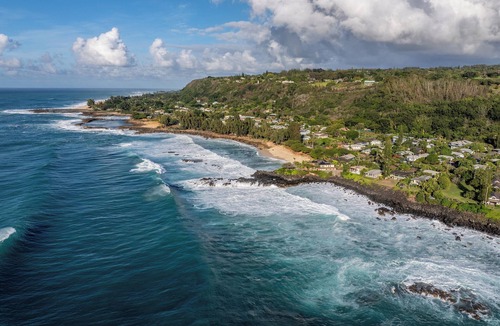 Pupukea House | "Waimea Vista" | Oceanfront, Walkable to Beaches