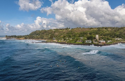 Pupukea House | "Waimea Vista" | Oceanfront, Walkable to Beaches