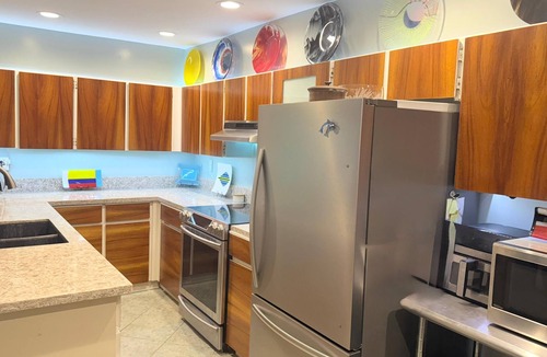 Hawaii Kai House | Waterfront 3-bedroom townhome, 6 month min Oahu