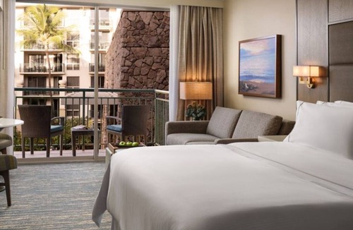 Kaanapali Apartment | West Maui Getaway with Oceanfront Pools & Tropical Studio Retreat