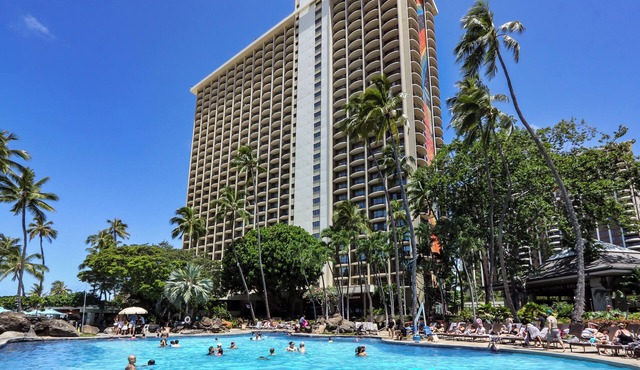 2 bedroom Ocean View Lagoon Tower by Hilton Grand Vacations