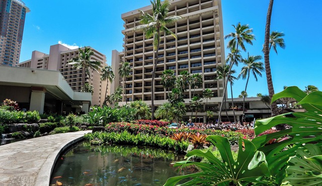 2 bedroom Oceanfront Lagoon Tower by Hilton Grand Vacations