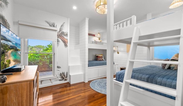 2 Villas in 1 | Oceanfront 3BR+Studio for 12