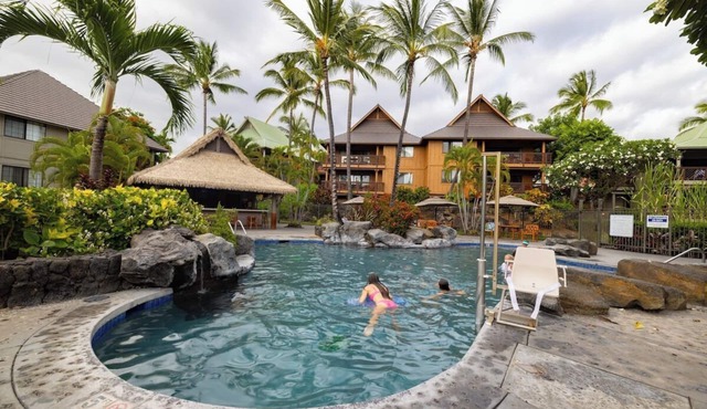 2x2BR in Tropical Hawaiian Resort Paradise
