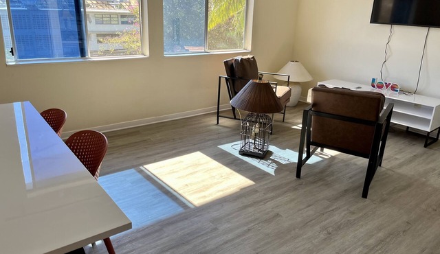 3 bedrooms centrally located in Honolulu