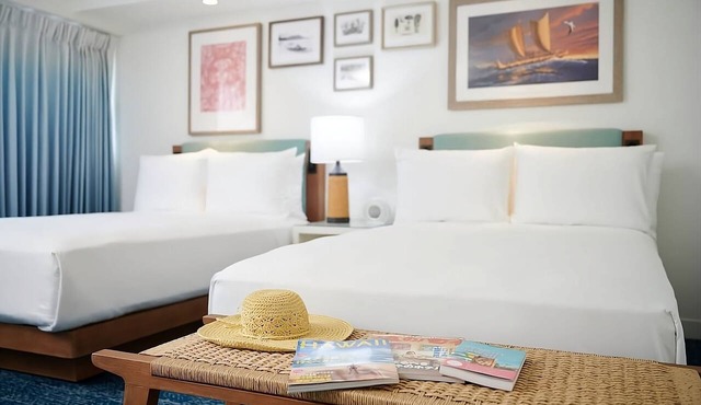 3 Minutes Walk From Fort DeRussy! 3 Resort View Units for 12, Pool, Dining!
