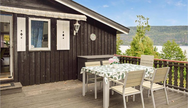 4 Bedroom Nice Home In Vikersund