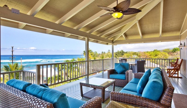 🏖️Across from Kahaluʻu Snorkel Beach | Ocean View Penthouse w/AC