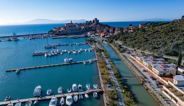 Affitti Brevi Toscana - La Vista sul Porto in Talamone