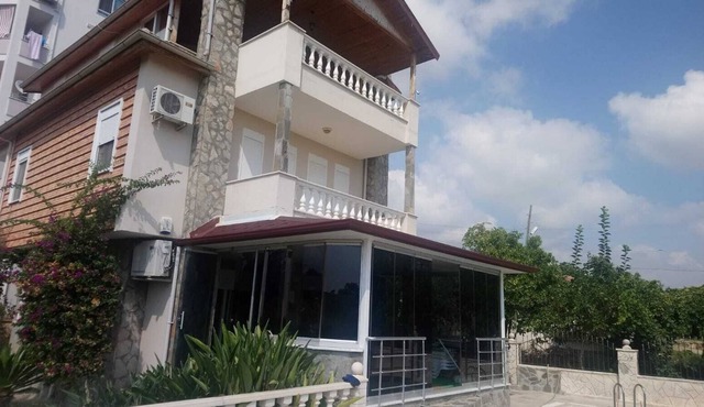 Aile Tatili Icin Uygun 4 Yatak Odali 8 Kisilik Villa in Antalya