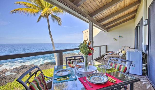 Airy Oceanfront Kailua-Kona Gem w/Community Pool