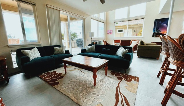 Alii Cove J-4 - Beautiful upgraded Townhome at the top of Alii Cove overlooking the ocean.
