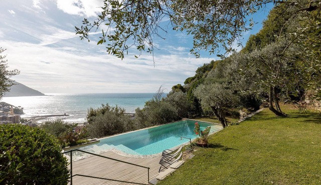 Amazing home in Recco -GE- in Recco -GE-