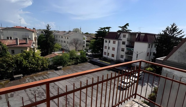 Apartment 'Aris' with Balcony and Air Conditioning