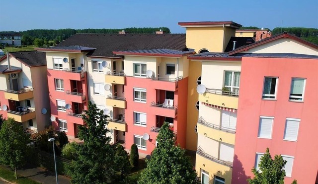 Apartment with balcony in Bükfürdõ