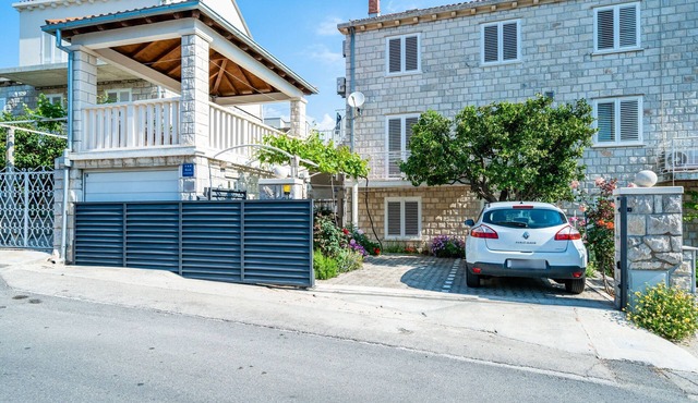 Apartments Božo, (1763), Dubrovnik, hr