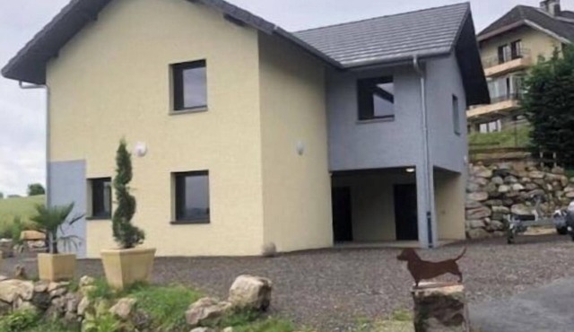 Appartement 102 m2 Tuamotu :5 Chambres/suites, Salle de Repas. Le Bourget Du Lac in Le Bourget-du-Lac