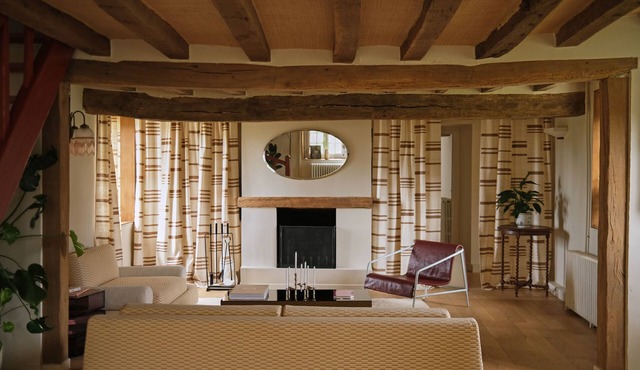 Architect-designed house 1h from Paris for 10 people in Boutigny-Prouais