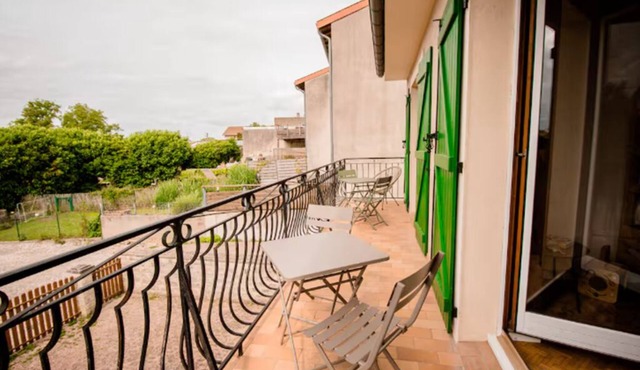 Au Chant Des Oiseaux—Air-Conditioned, Facing the Golf Course—Metz Sud: A Quiet and Charming Village in Chérisey