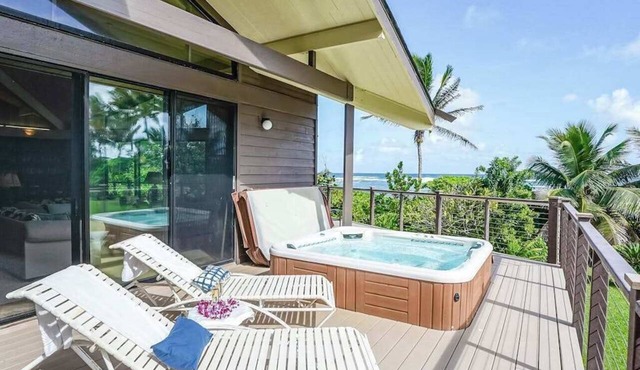Beachfront Anahola Home with Ocean Views, Hot Tub & Beach Gear