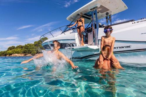 Blue Sea Experience Charter