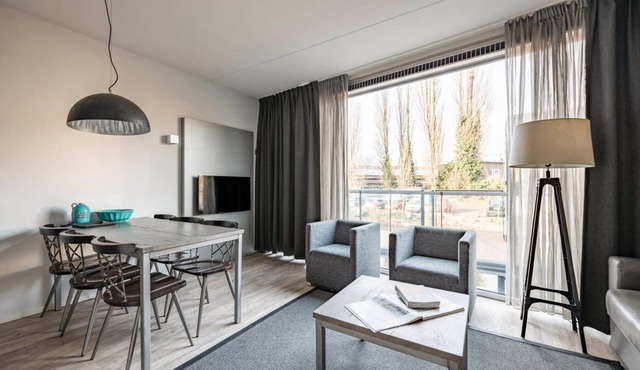 Bright and modern two bedroom apartment with canal view. in Amsterdam