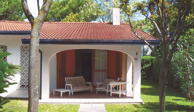 Bungalow with garden and air conditioning in Bibione