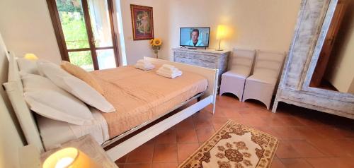 Ca d'Roselsa e Paolin in Neive