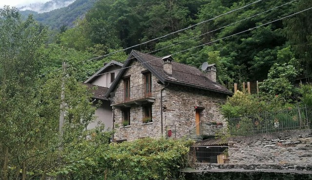 Casa Prucci in Battigio