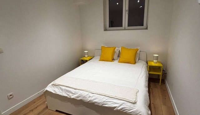 Charming 1BR Apartment | Walk to City Center in Ghent