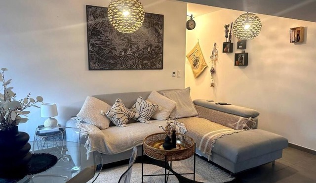 Charming and Cosy Place 2 rooms 3 beds (Downtown) in Thionville