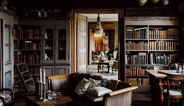 Charming Apartment with a Library in Prebberede
