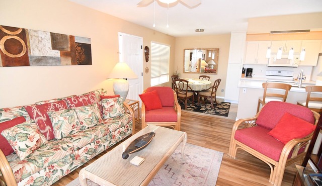 Charming Fairway Terrace Condo, Quiet, Gated Community in Waikoloa Village