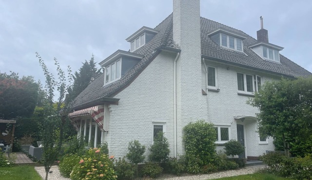 Charming semidetached villa in Wassenaar, close to beach, golfcourses, den Hague in Wassenaar