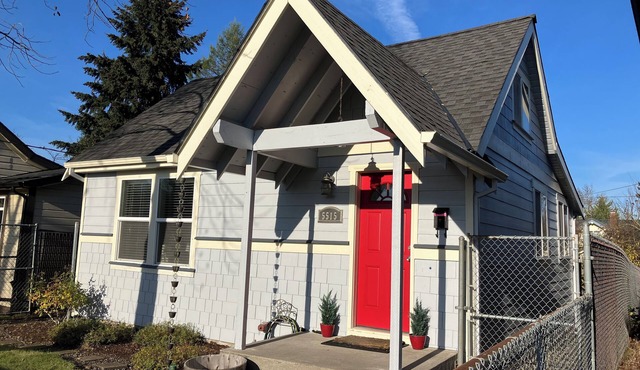 Charming University Park 2BR Bungalow in amazing Portland in Portland