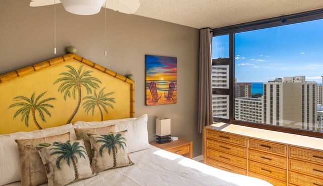 City+Ocean View/Parking/Kitchen/Walkable