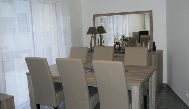 COCOONING VILLA WITH GARDEN VERY BRIGHT WITH WIFI CLOSE TO THE SEA in CHERBOURG EN COTENTIN