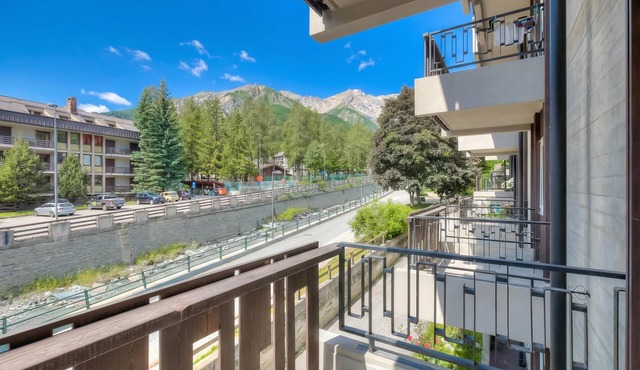Comfort Tra Fiume E Pini with Shared Garden and Balcony, Bardonecchia, Italy in Bardonecchia