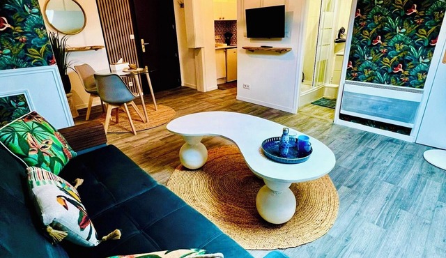 Comfortable studio, pantin, paris. Cosy with comfort. in Pantin