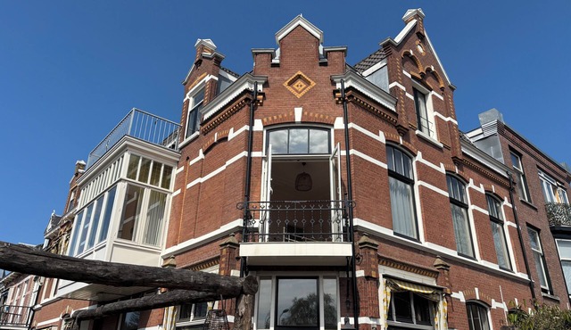 Cozy 2-bedroom apartment in charming Voorburg, close to The Hague and the beach. in Voorburg