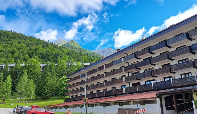 Cozy apartment for rest and fun in Sella Nevea with Wi-Fi. Space for 7 persons. in Sella Nevea
